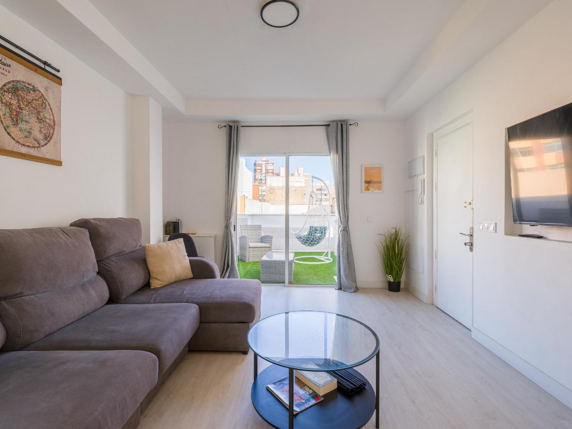 Apartment Atico Con Terraza Privada En Mesa Y Lopez *
